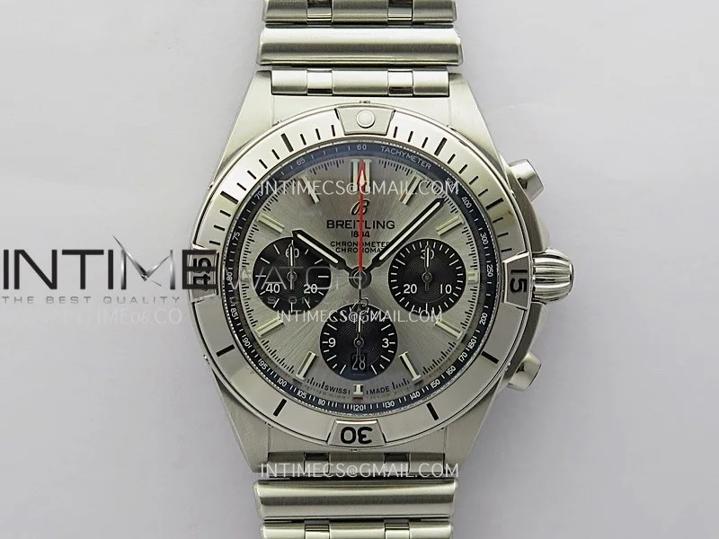 Breitling Chronomat B01 42 mm