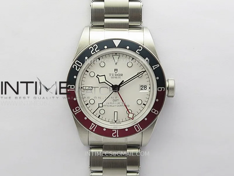 Tudor Black Bay GMT 41 mm