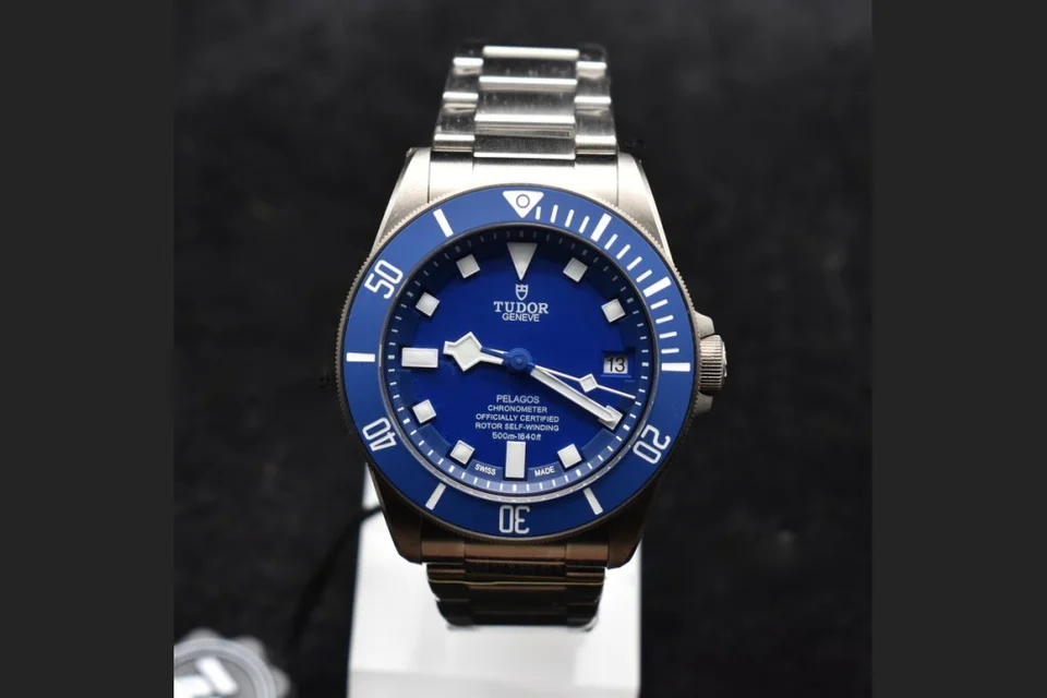 Tudor Pelagos 42 · Blue