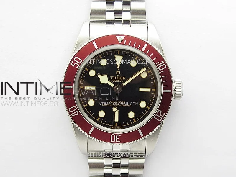 Tudor Black Bay Burgundy 41 mm
