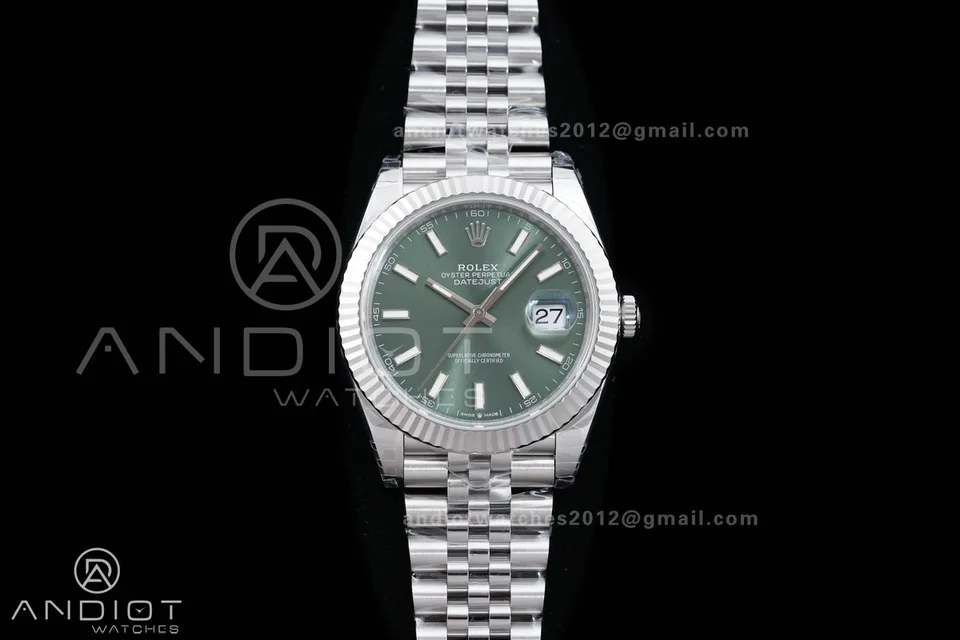 Rolex Datejust 41 · Mint Green / Jubilee
