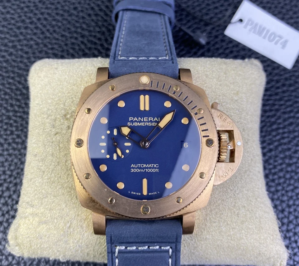 Panerai Submersible Bronzo 42 · Blue