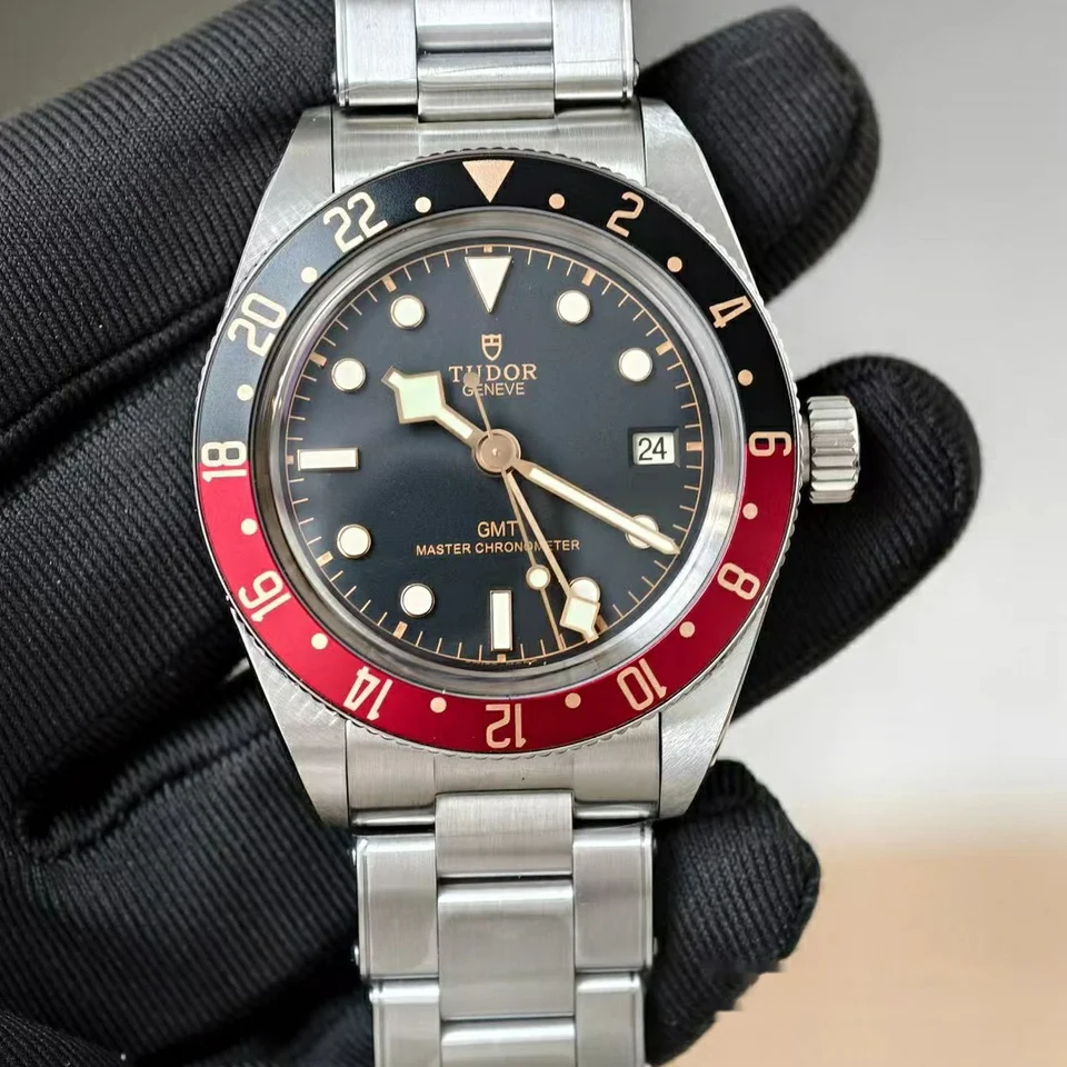 Tudor Black Bay 58 GMT · Five-Link