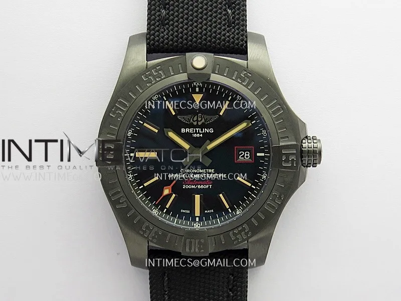 Breitling Avenger Blackbird 44 mm