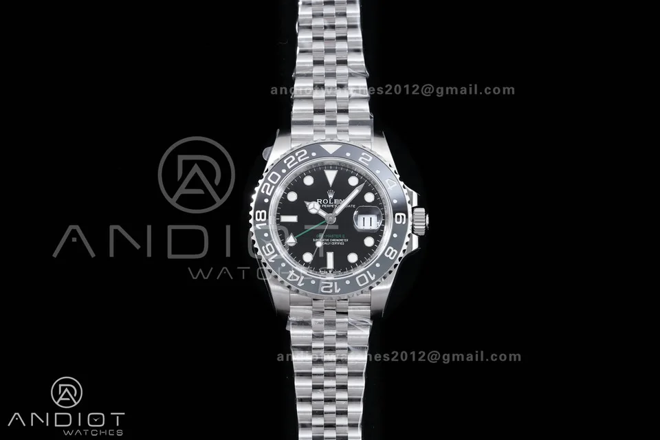 Rolex GMT-Master II · Grey / Black Jubilee