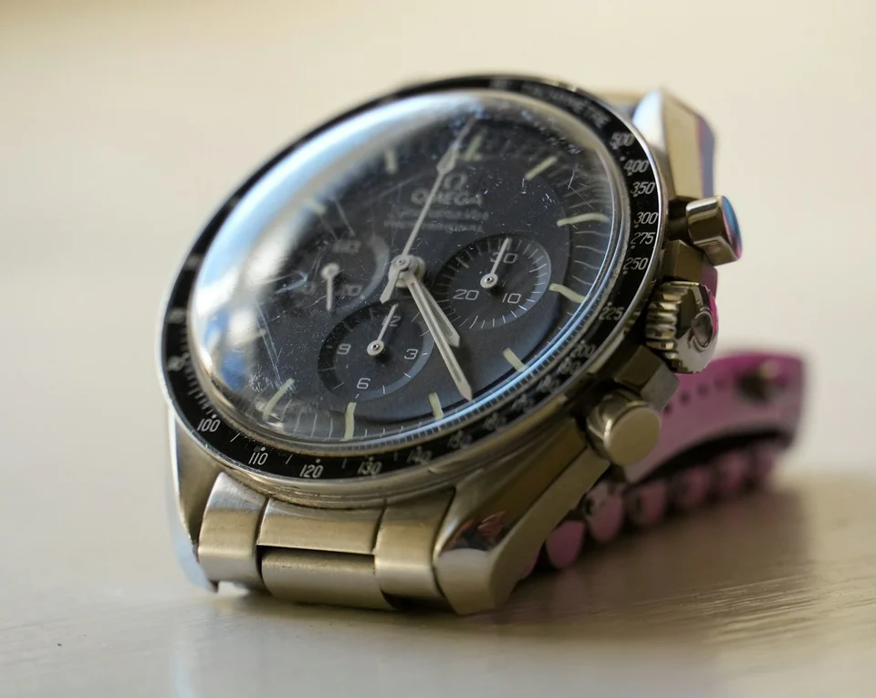 Omega Speedmaster, in detail